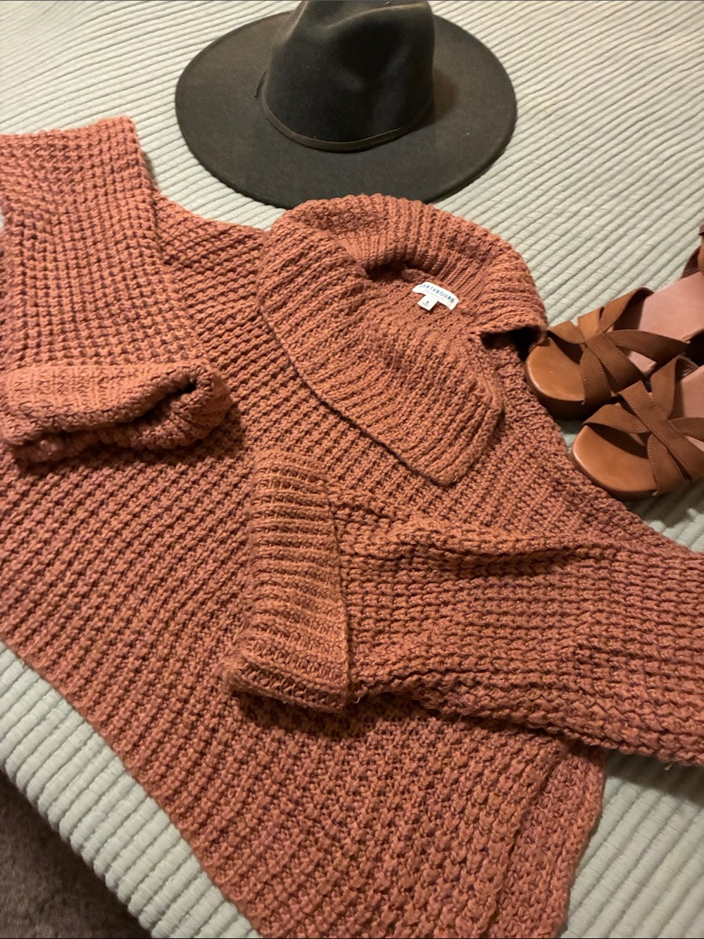 Earthbound -Cozy Chunky Knit Sweater - Rust